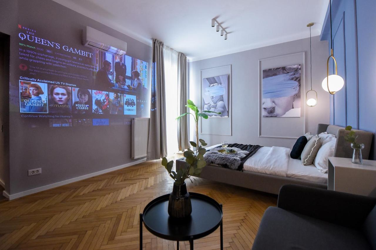 Modern Stay - Central Studios With Wall Projector Near Radisson Bucureşti Eksteriør bilde