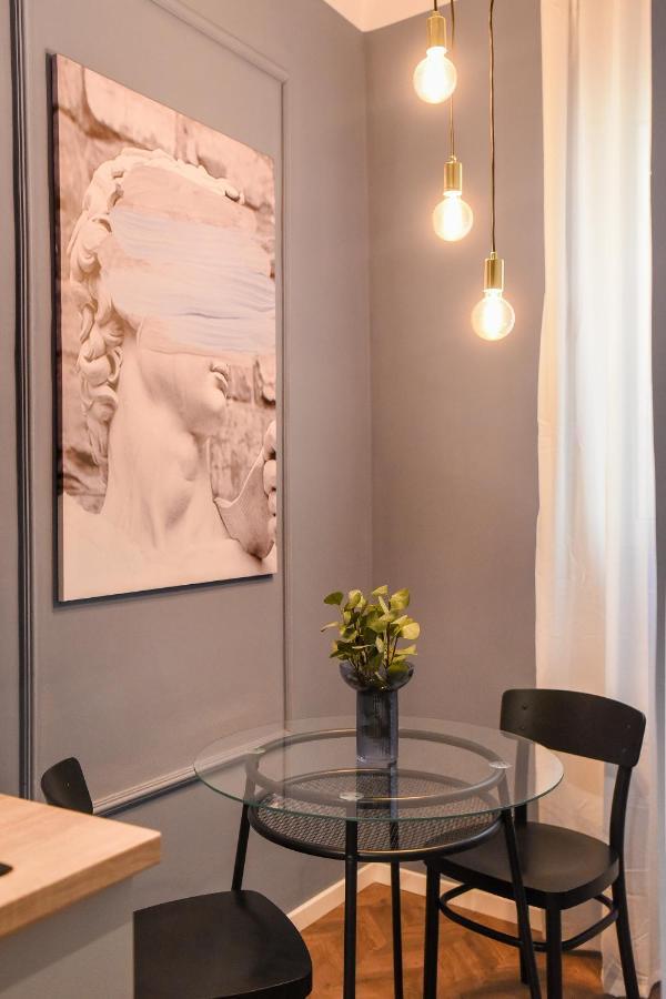 Modern Stay - Central Studios With Wall Projector Near Radisson Bucureşti Eksteriør bilde