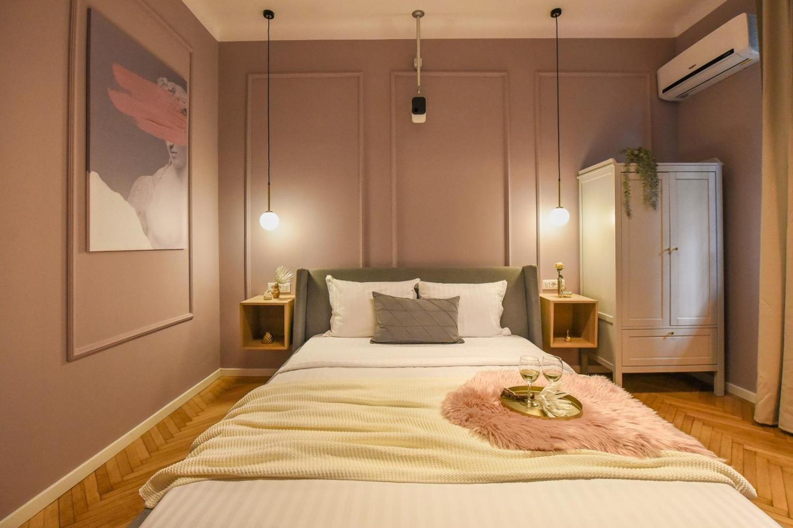 Modern Stay - Central Studios With Wall Projector Near Radisson Bucureşti Eksteriør bilde